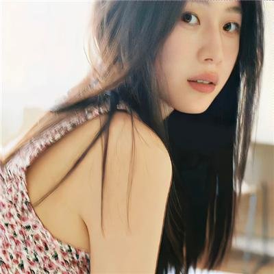 姊姊妹妹站起来
